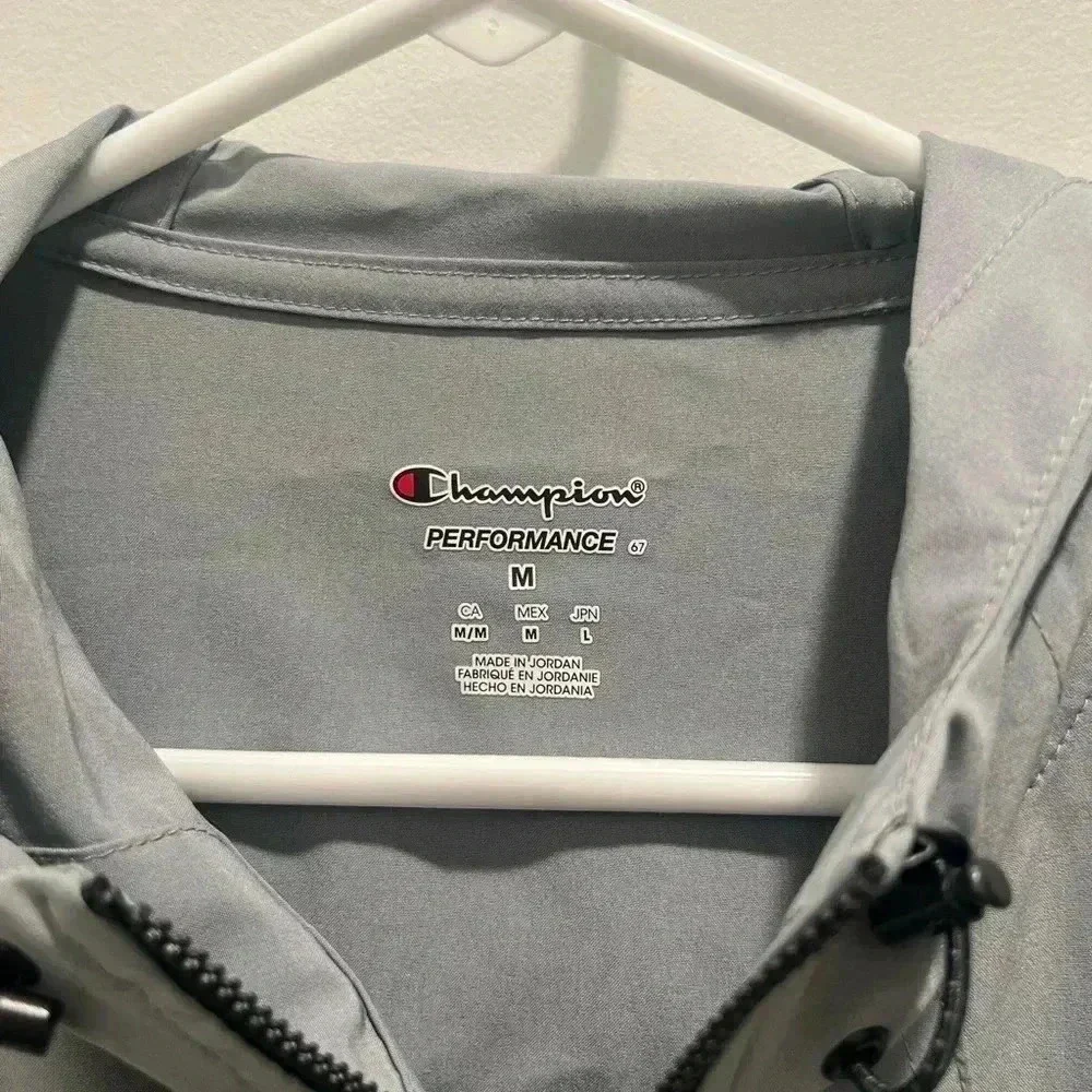 Champion Men's M Grey Windbreaker Lightweight Performance Jacket​​